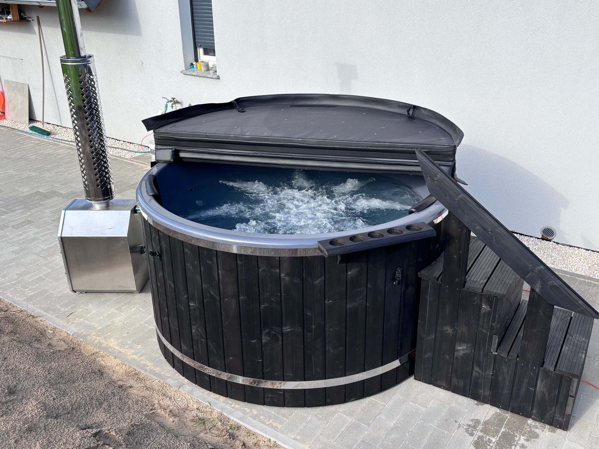 Schodki do balii z thermo drewna