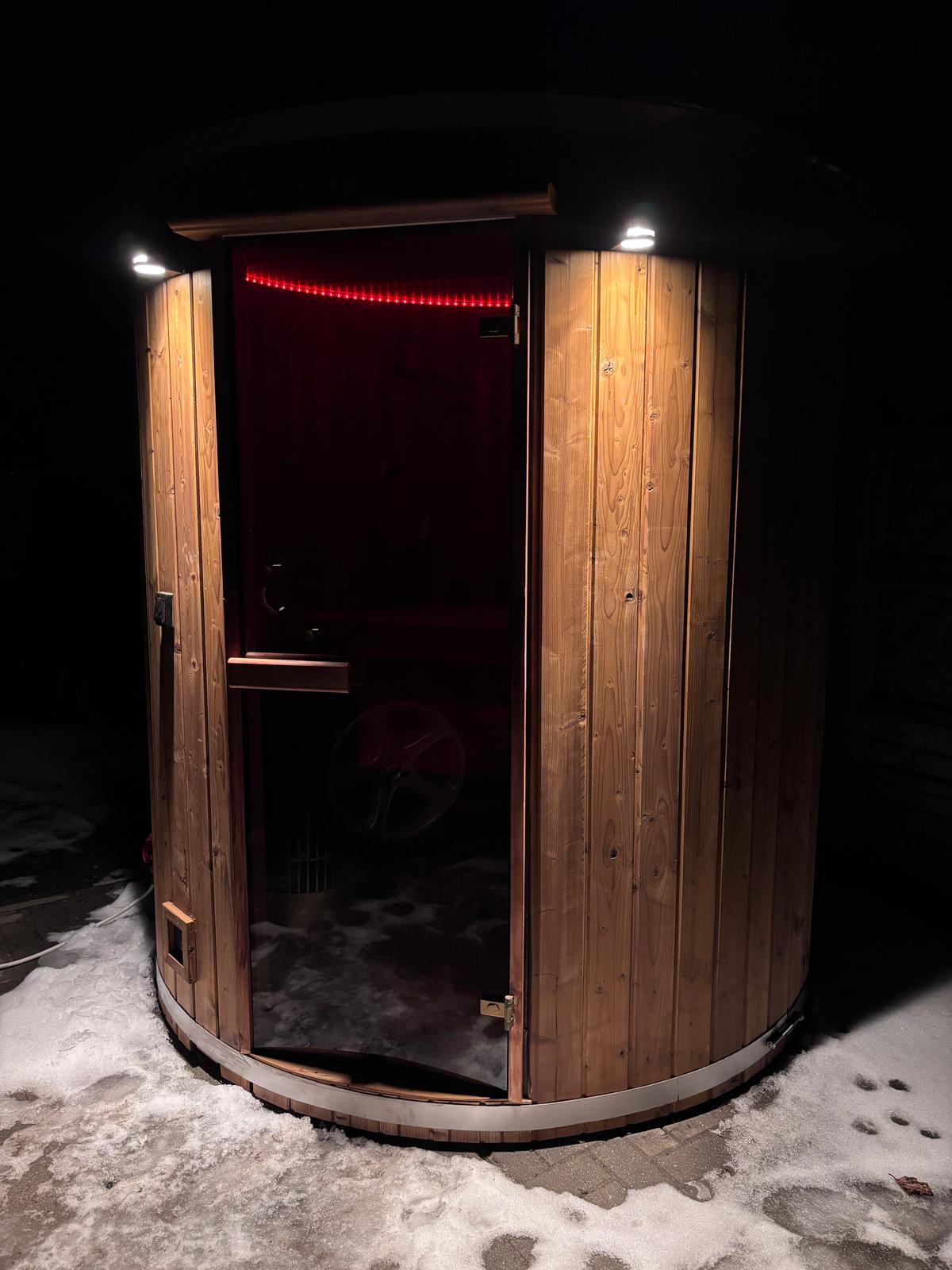Widok wnętrza – sauna Thermo Świerk okrągła
